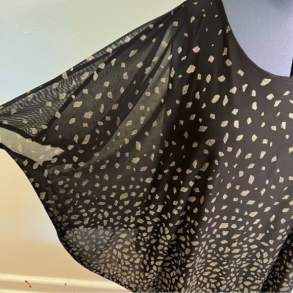 JM Collection Batwing Asymmetric Blouse Black Gold - Picture 7 of 12